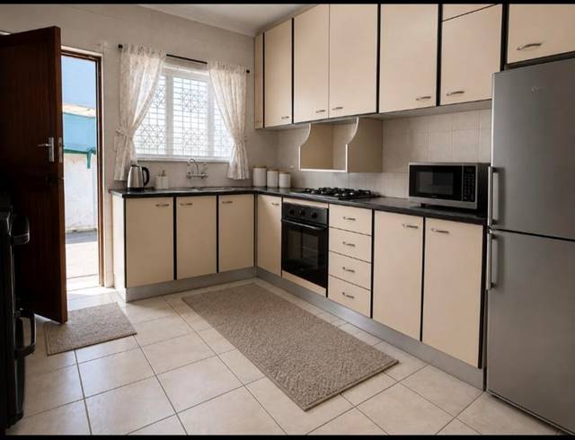 3 BEDROOM PROPERTY TO RENT IN MEREBANK